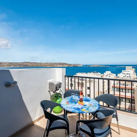 Getawaysmalta - Studio Penthouse With Seaview Terrace Apartament *