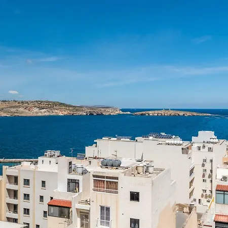 Getawaysmalta - Studio Penthouse With Seaview Terrace Appartement
